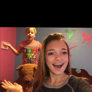 Meet your Posher, Maryvawn